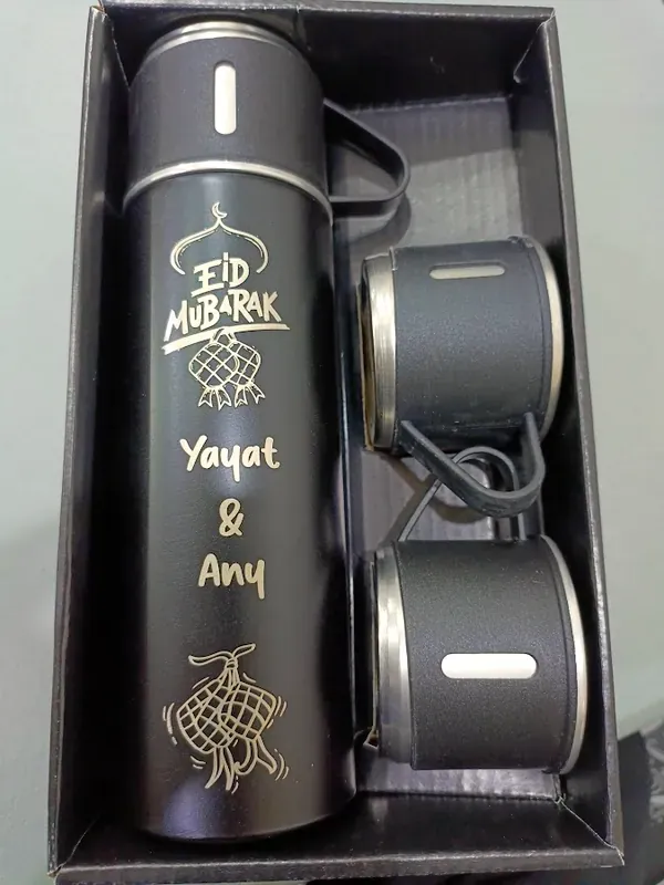 Hampers tumbler eksklusif dengan dua cangkir