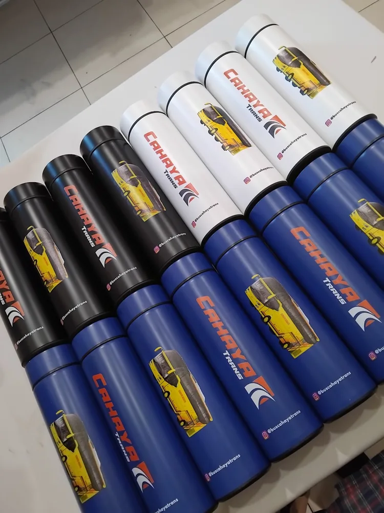 Gift set korporat TumblerYuk dengan logo perusahaan
