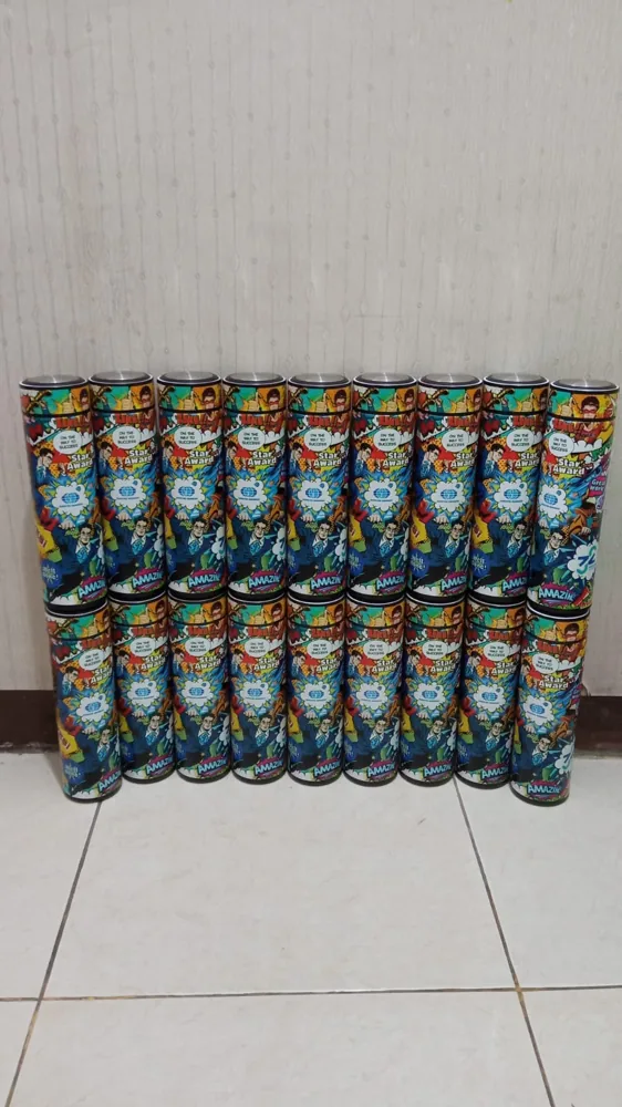 Souvenir komunitas dengan desain custom
