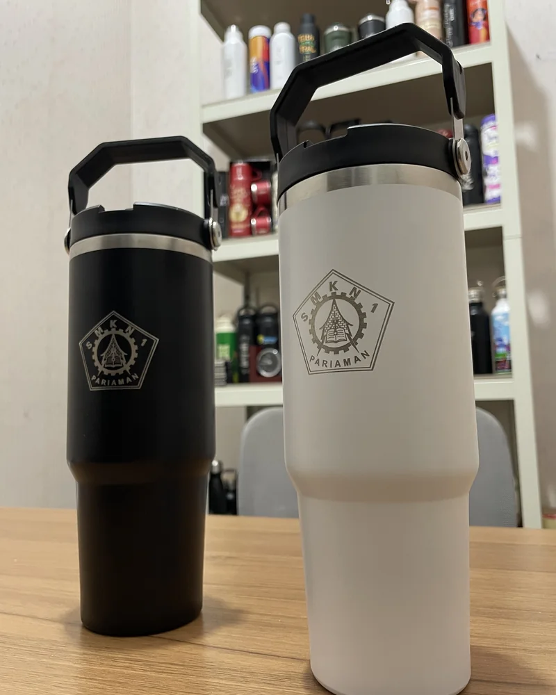 Tumbler grafir custom sektor pendidikan, emblem instansi sekolah